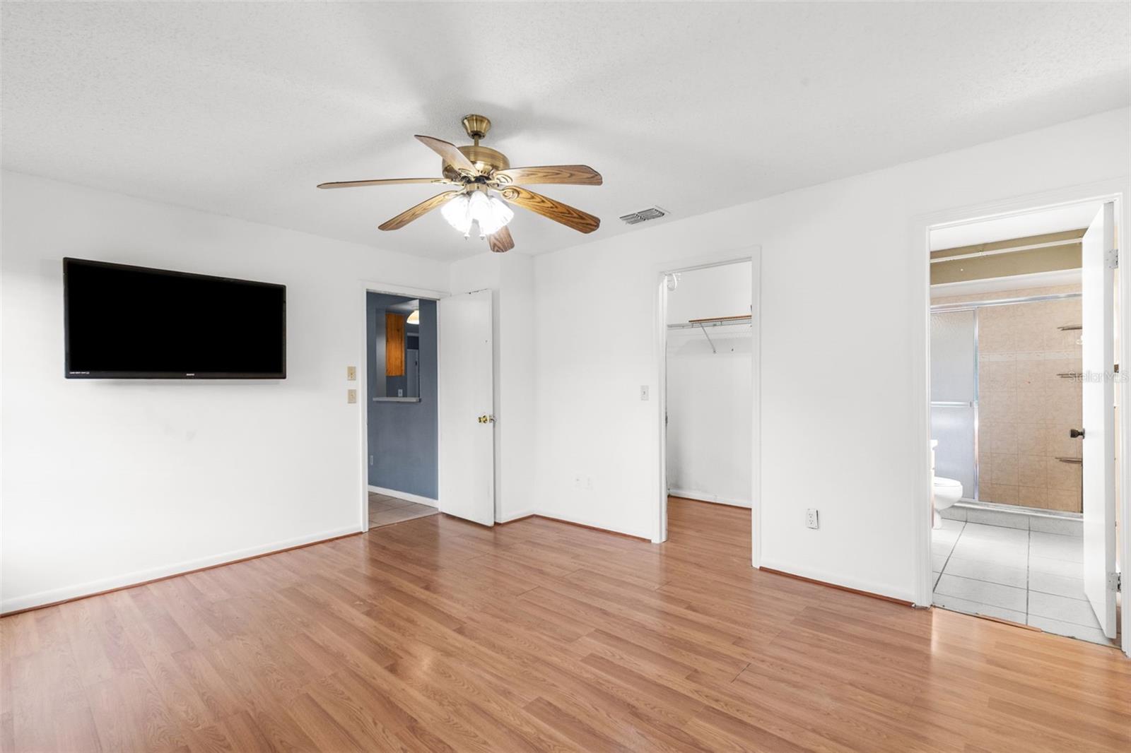 17635 MEADOWBRIDGE DR, LUTZ, FL, 33549
