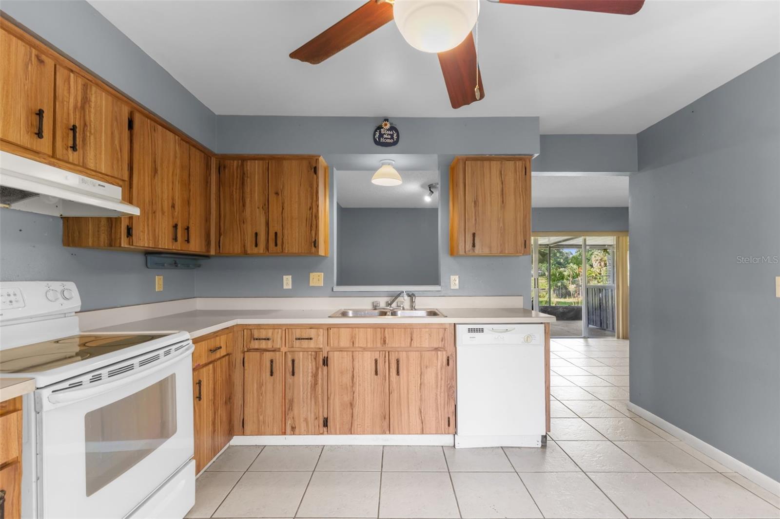 17635 MEADOWBRIDGE DR, LUTZ, FL, 33549