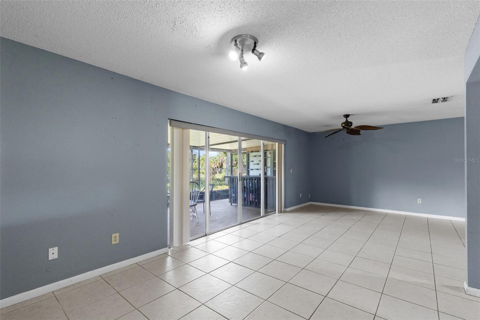 17635 MEADOWBRIDGE DR, LUTZ, FL, 33549