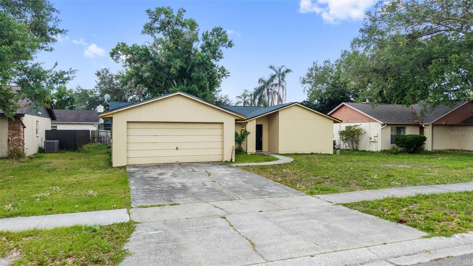 17635 MEADOWBRIDGE DR, LUTZ, FL, 33549