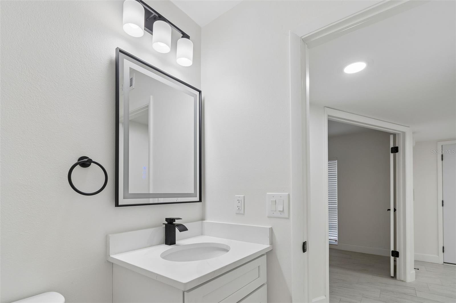 13934 CLUBHOUSE CIR #8, TAMPA, FL, 33618