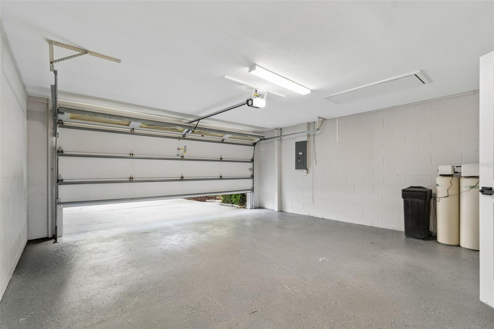 13934 CLUBHOUSE CIR #8, TAMPA, FL, 33618