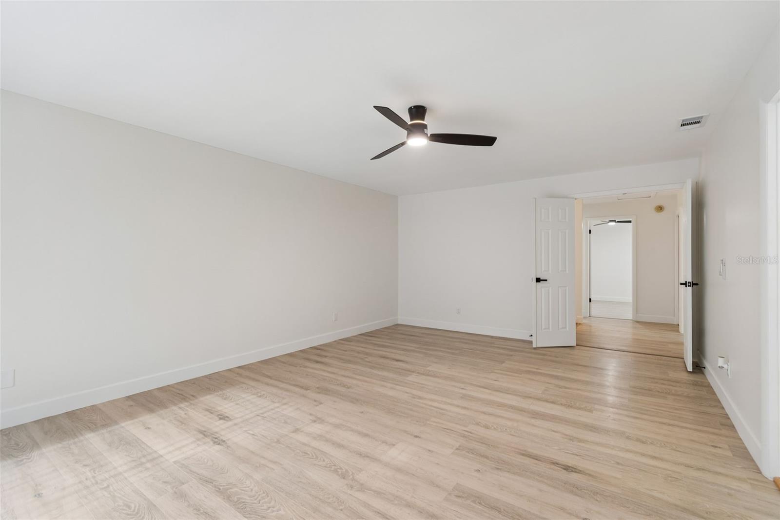 13934 CLUBHOUSE CIR #8, TAMPA, FL, 33618