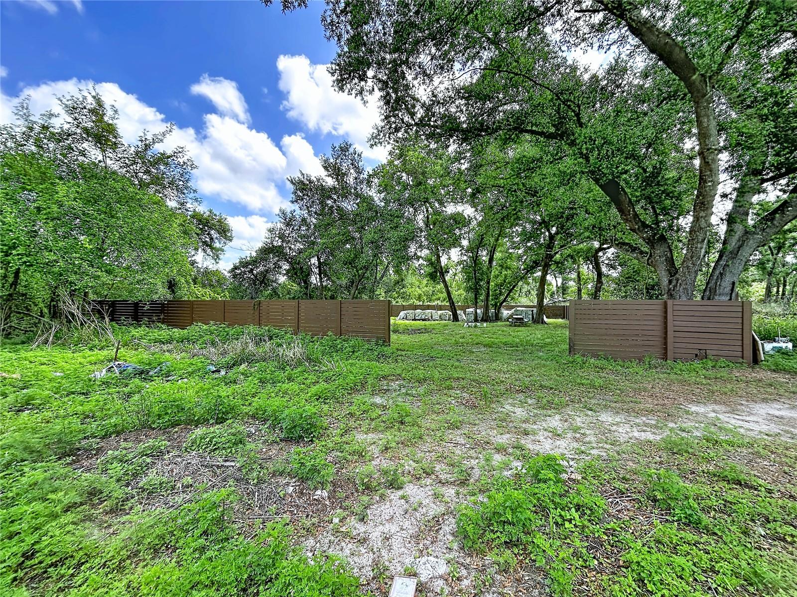 1029 ROBSON AVE, SEFFNER, FL, 33584