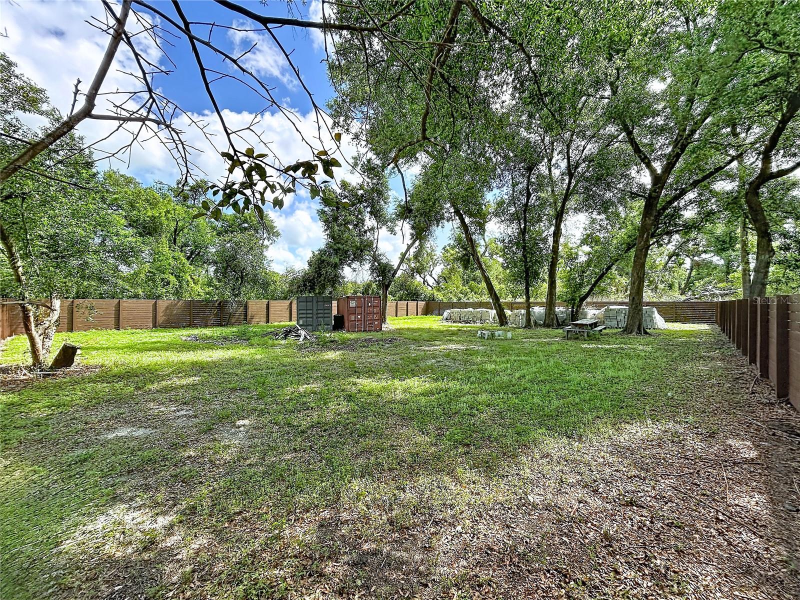1029 ROBSON AVE, SEFFNER, FL, 33584