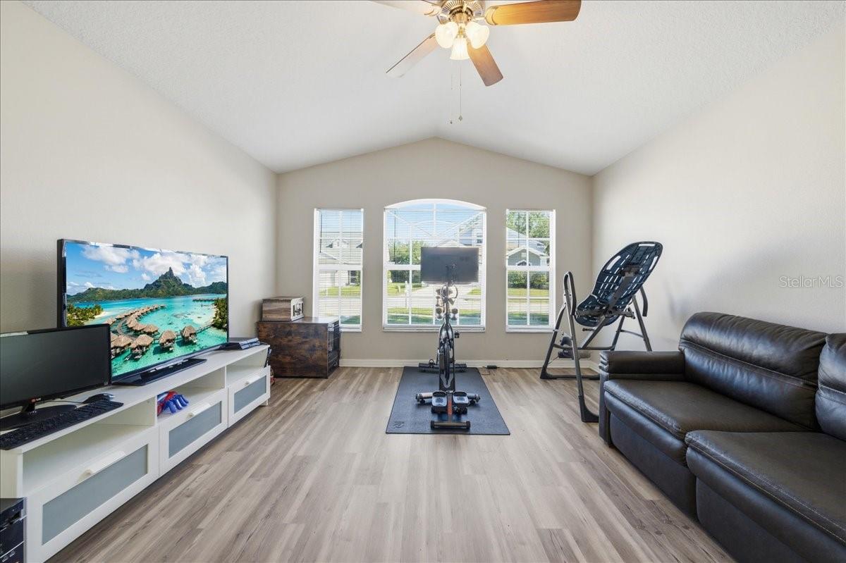 5207 NEW SAVANNAH CIR, WESLEY CHAPEL, FL, 33545