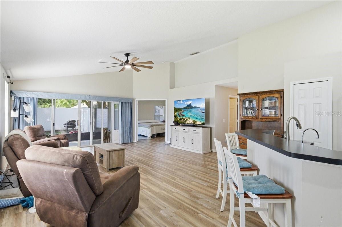 5207 NEW SAVANNAH CIR, WESLEY CHAPEL, FL, 33545