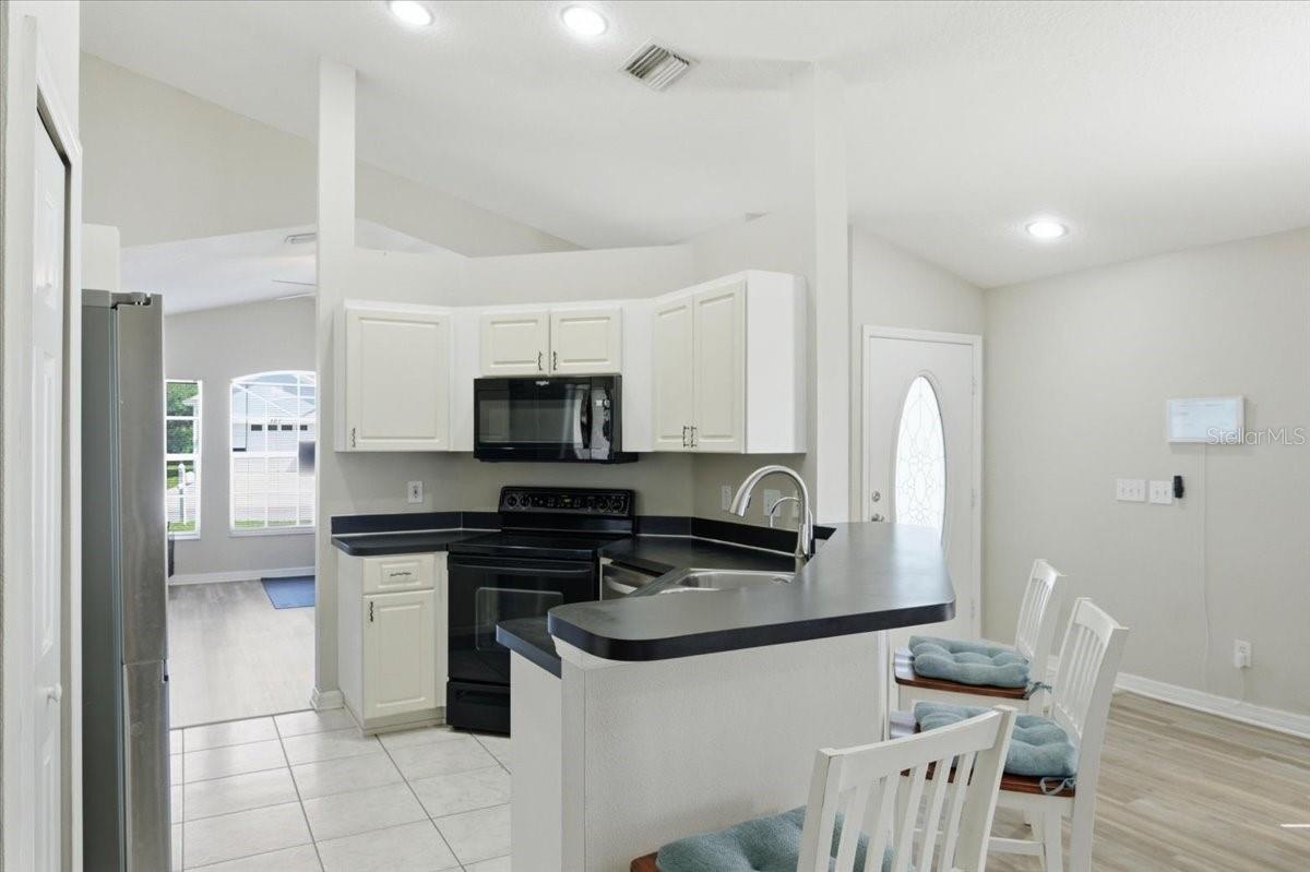 5207 NEW SAVANNAH CIR, WESLEY CHAPEL, FL, 33545