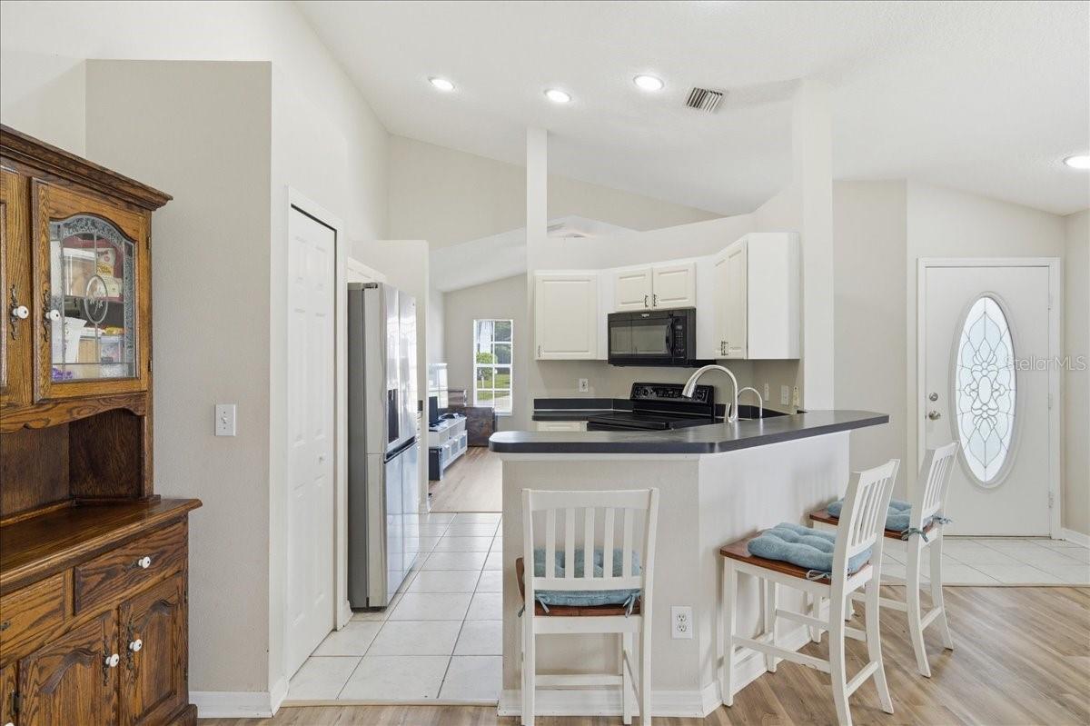 5207 NEW SAVANNAH CIR, WESLEY CHAPEL, FL, 33545