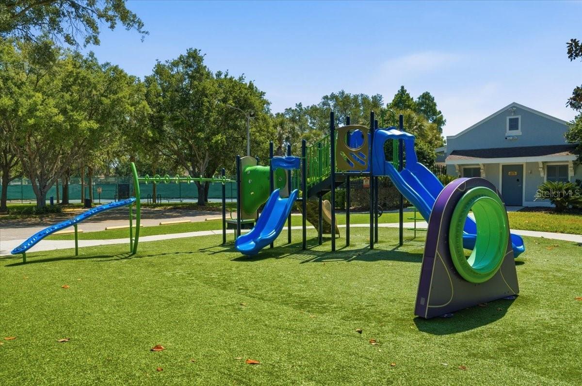 5207 NEW SAVANNAH CIR, WESLEY CHAPEL, FL, 33545