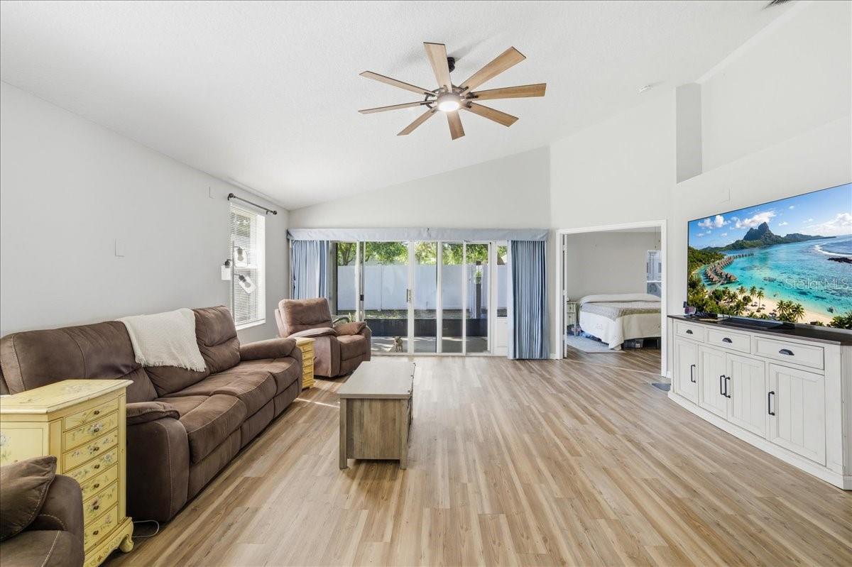 5207 NEW SAVANNAH CIR, WESLEY CHAPEL, FL, 33545