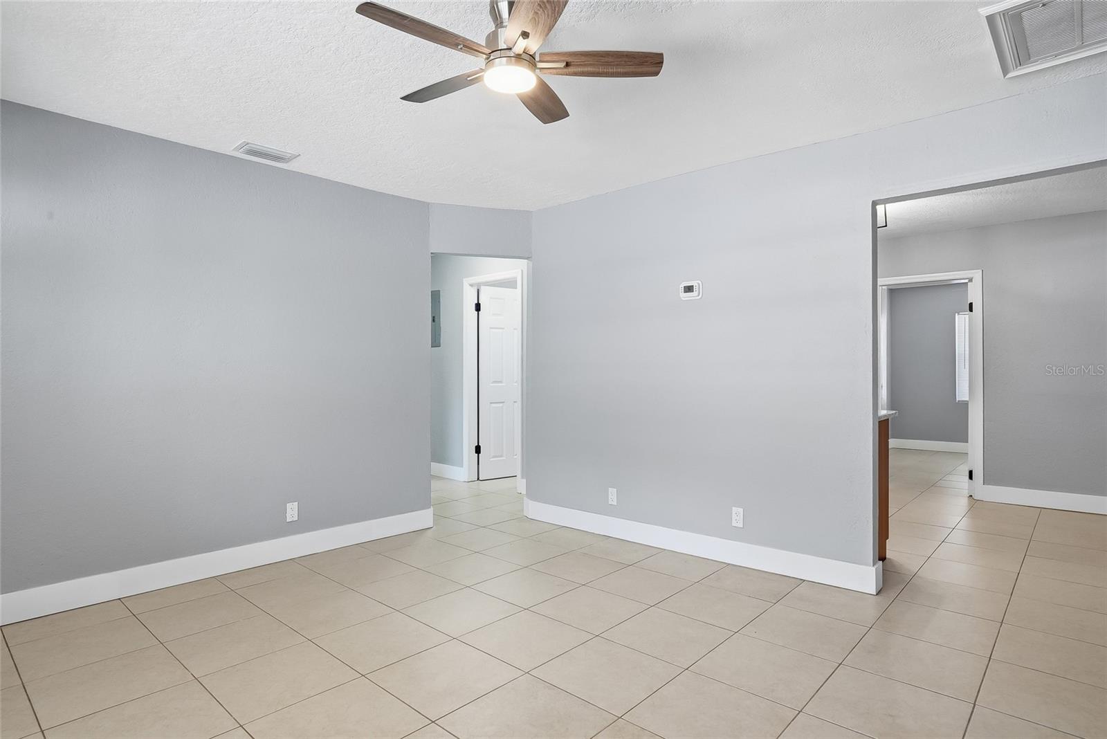 6712 RIVER RD, TAMPA, FL, 33615