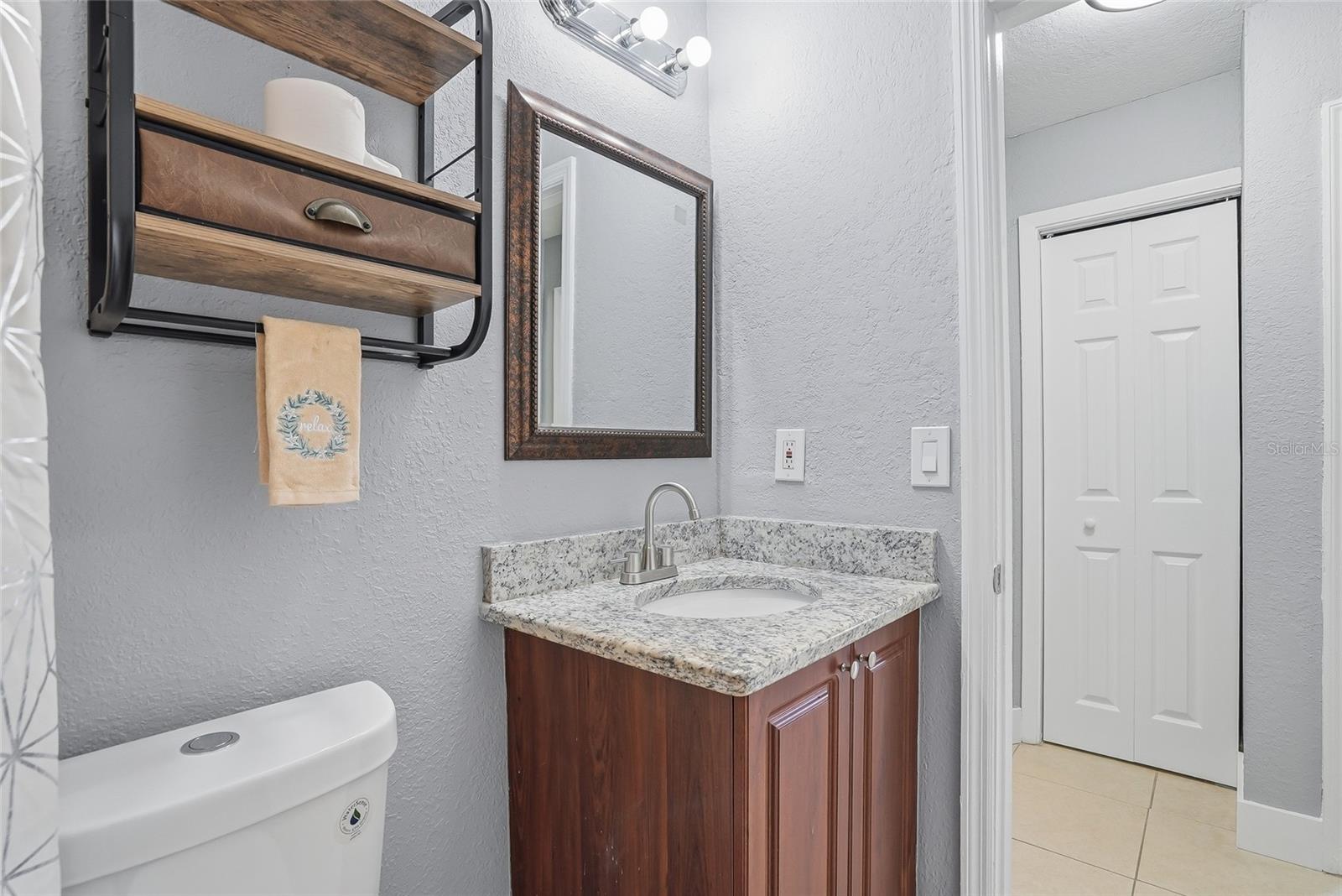 6712 RIVER RD, TAMPA, FL, 33615