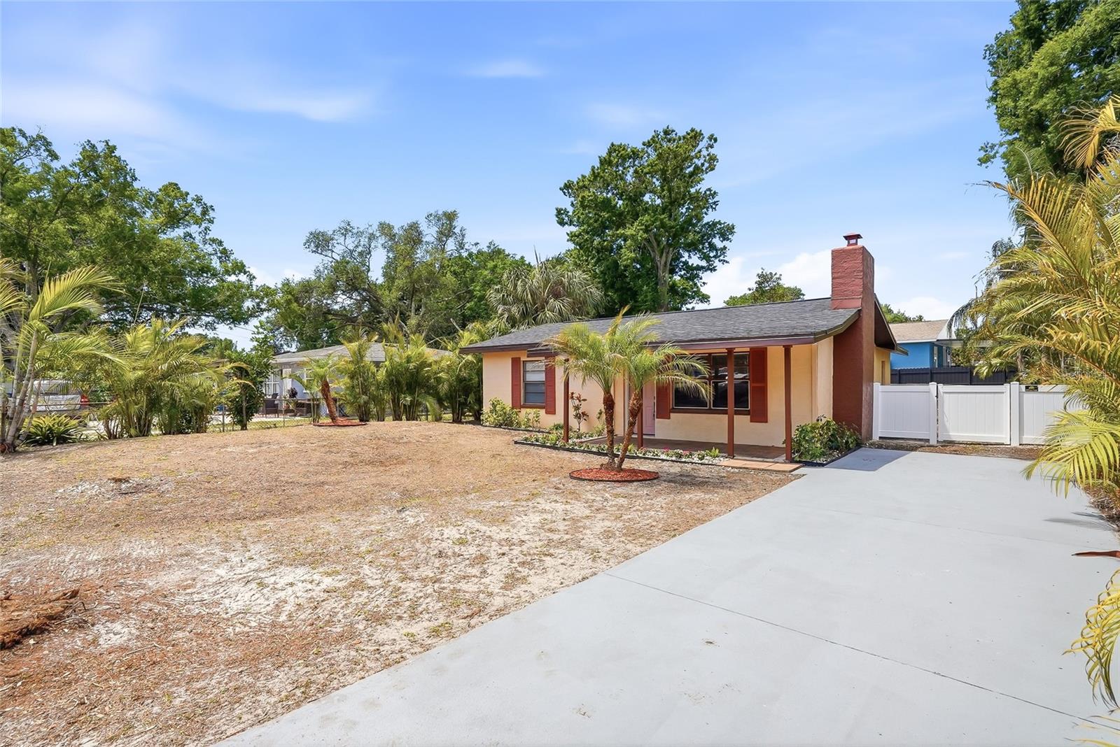 6712 RIVER RD, TAMPA, FL, 33615