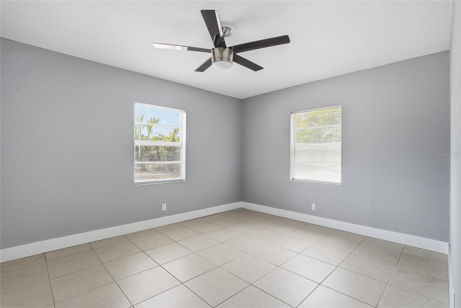 6712 RIVER RD, TAMPA, FL, 33615