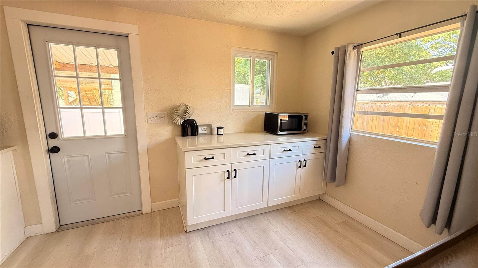 905 JONES ST, CLEARWATER, FL, 33755