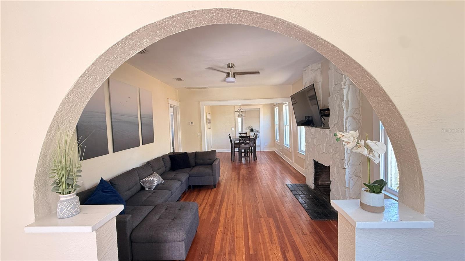 905 JONES ST, CLEARWATER, FL, 33755