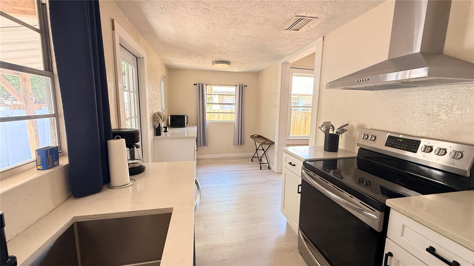 905 JONES ST, CLEARWATER, FL, 33755