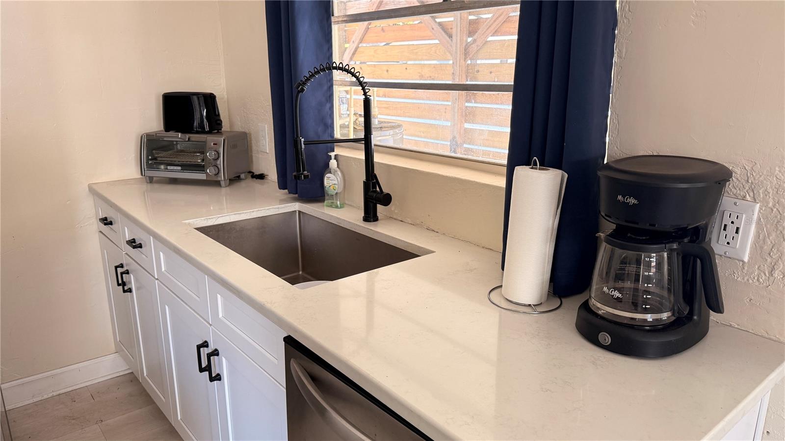 905 JONES ST, CLEARWATER, FL, 33755