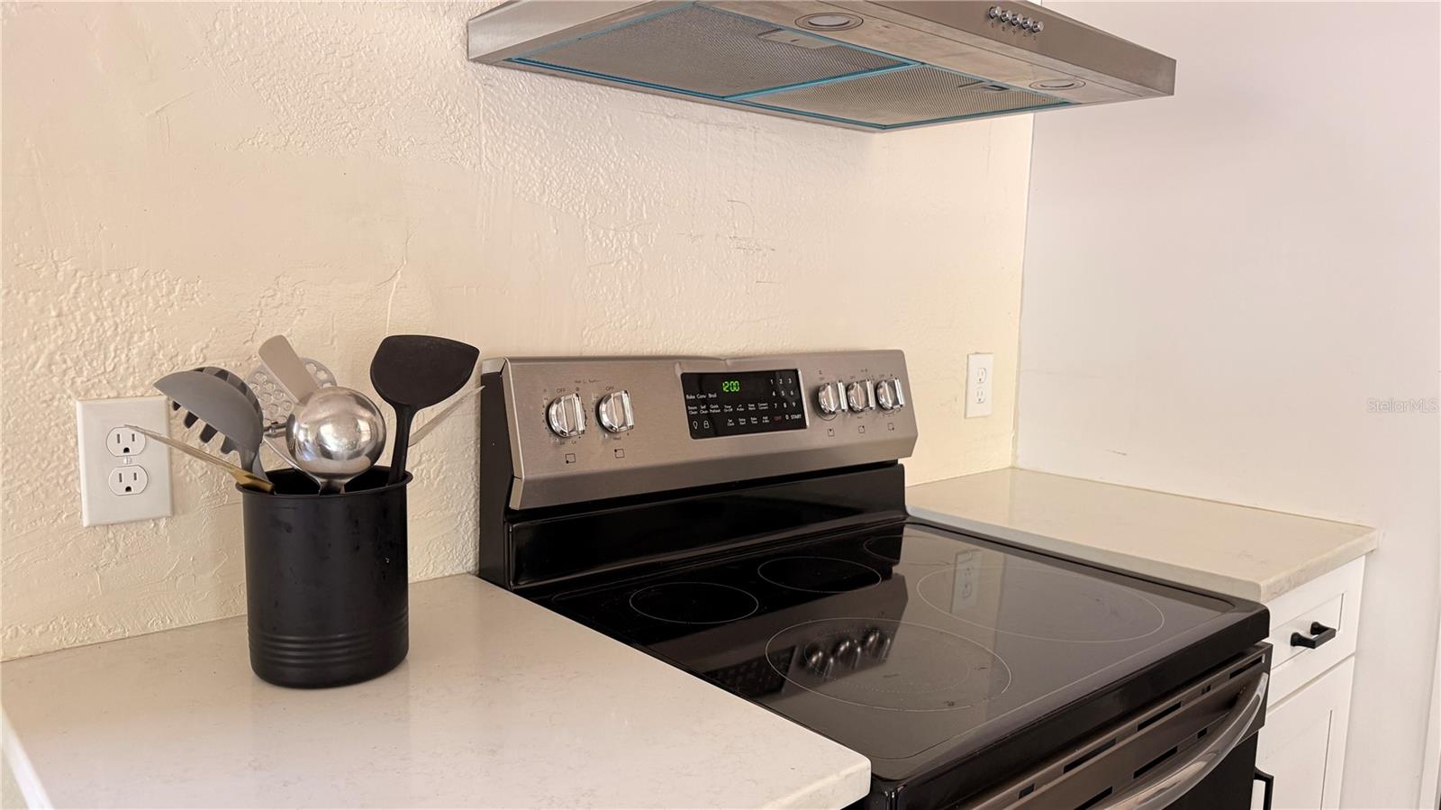 905 JONES ST, CLEARWATER, FL, 33755