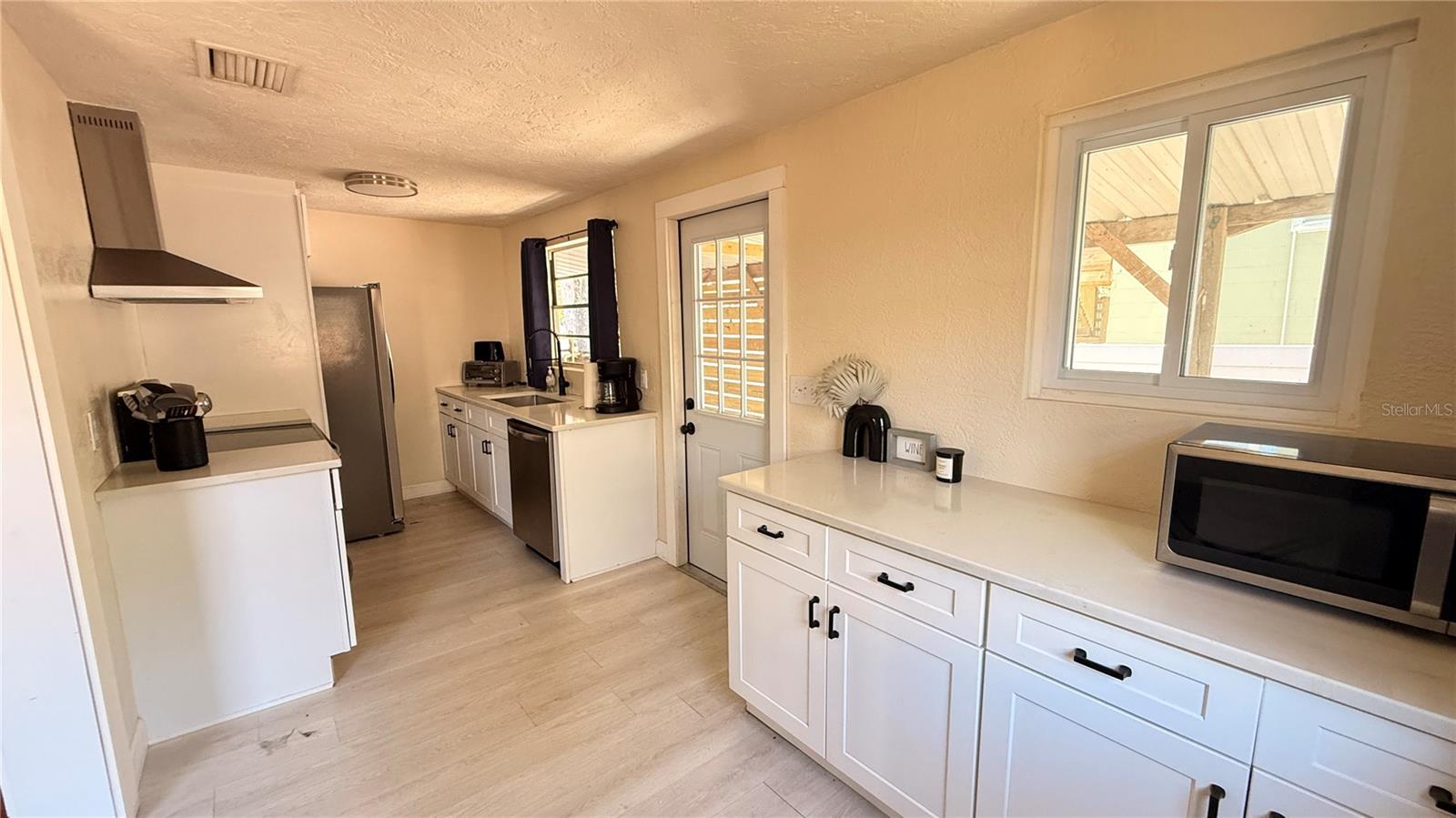 905 JONES ST, CLEARWATER, FL, 33755