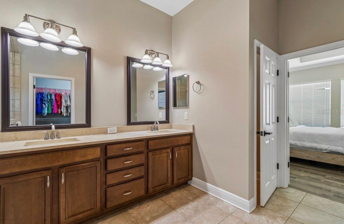 1927 MONTGOMERY BELL RD, WESLEY CHAPEL, FL, 33543