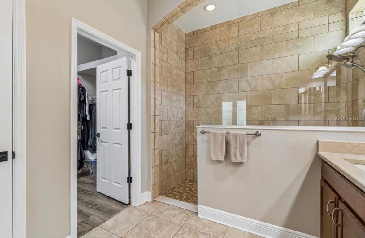 1927 MONTGOMERY BELL RD, WESLEY CHAPEL, FL, 33543