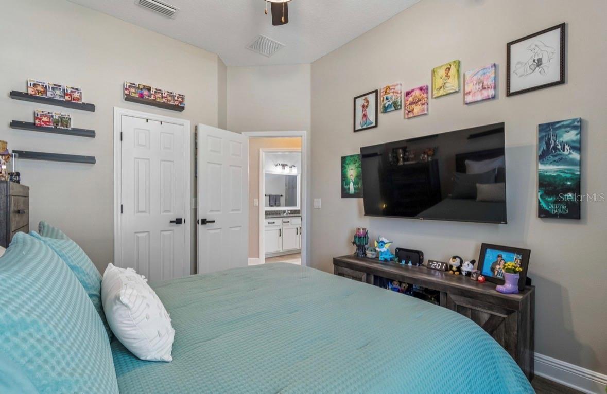 1927 MONTGOMERY BELL RD, WESLEY CHAPEL, FL, 33543