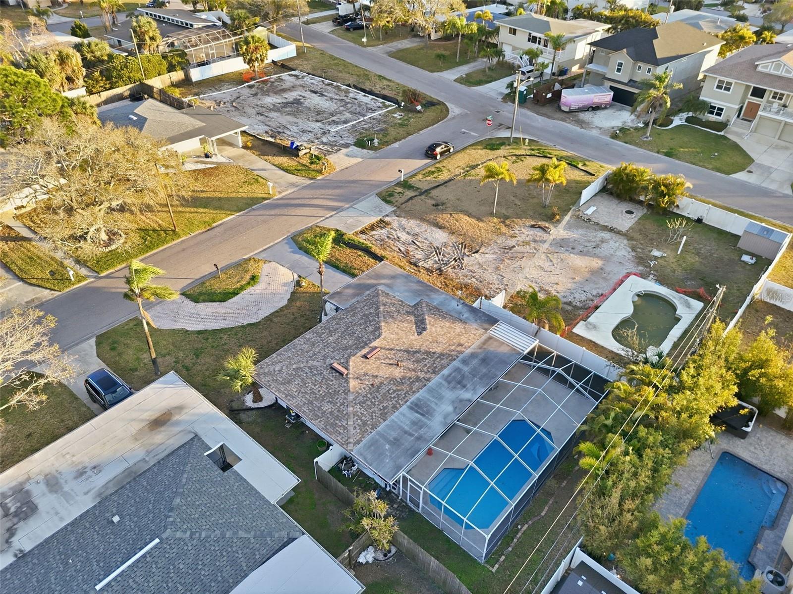 2470 DEL RIO WAY, DUNEDIN, FL, 34698