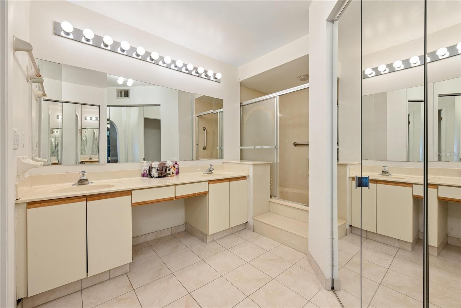 2910 COTTAGE GROVE CT #L4, ORLANDO, FL, 32822