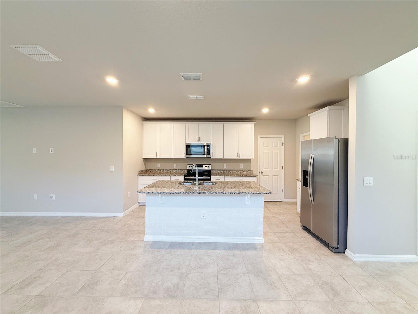 17341 CAGAN CROSSINGS BLVD, CLERMONT, FL, 34714