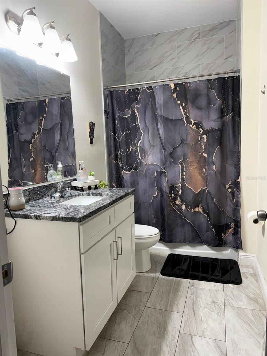 9302 N MARGARET AVE, TAMPA, FL, 33612