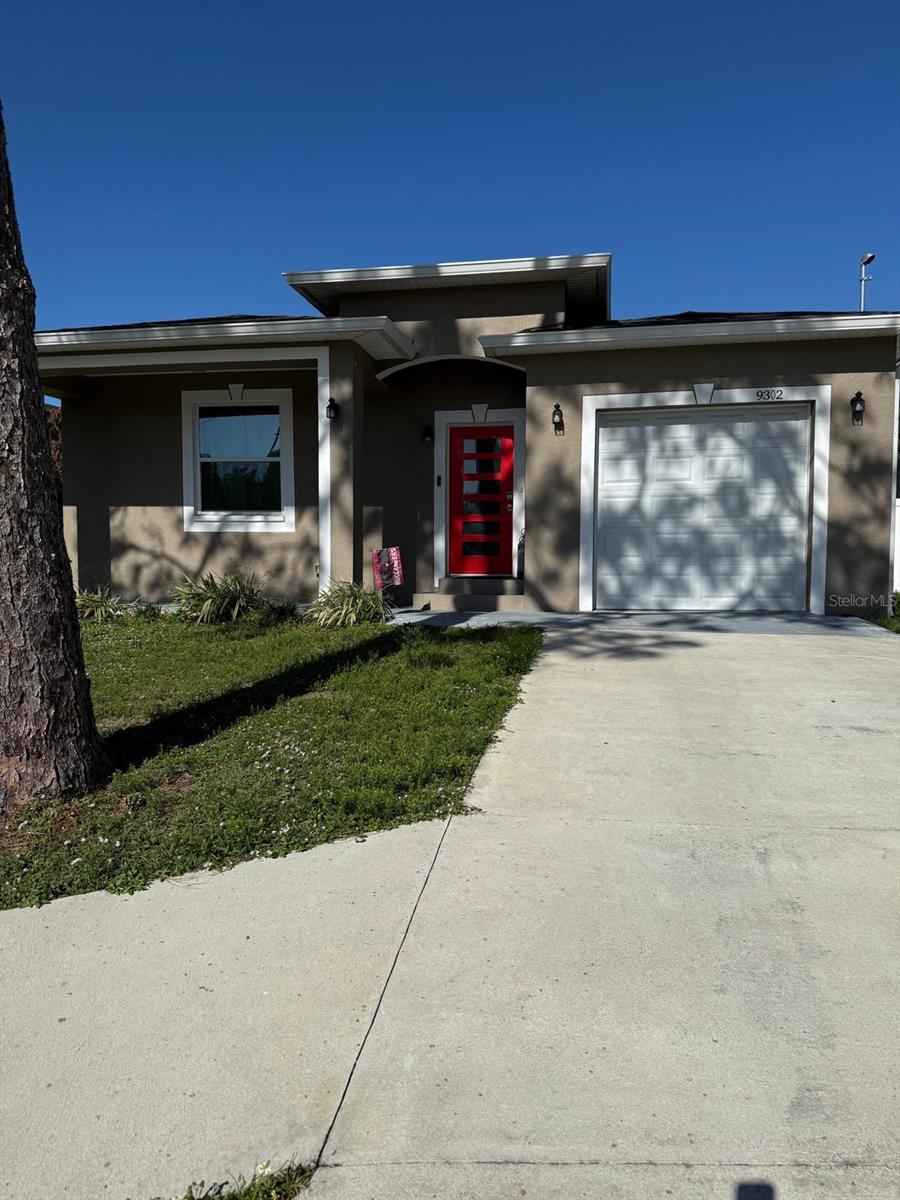 9302 N MARGARET AVE, TAMPA, FL, 33612