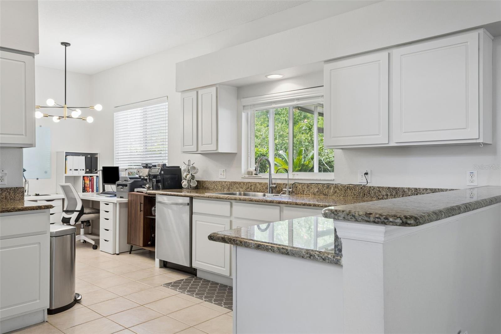 4211 HARBOR LAKE DR, LUTZ, FL, 33558