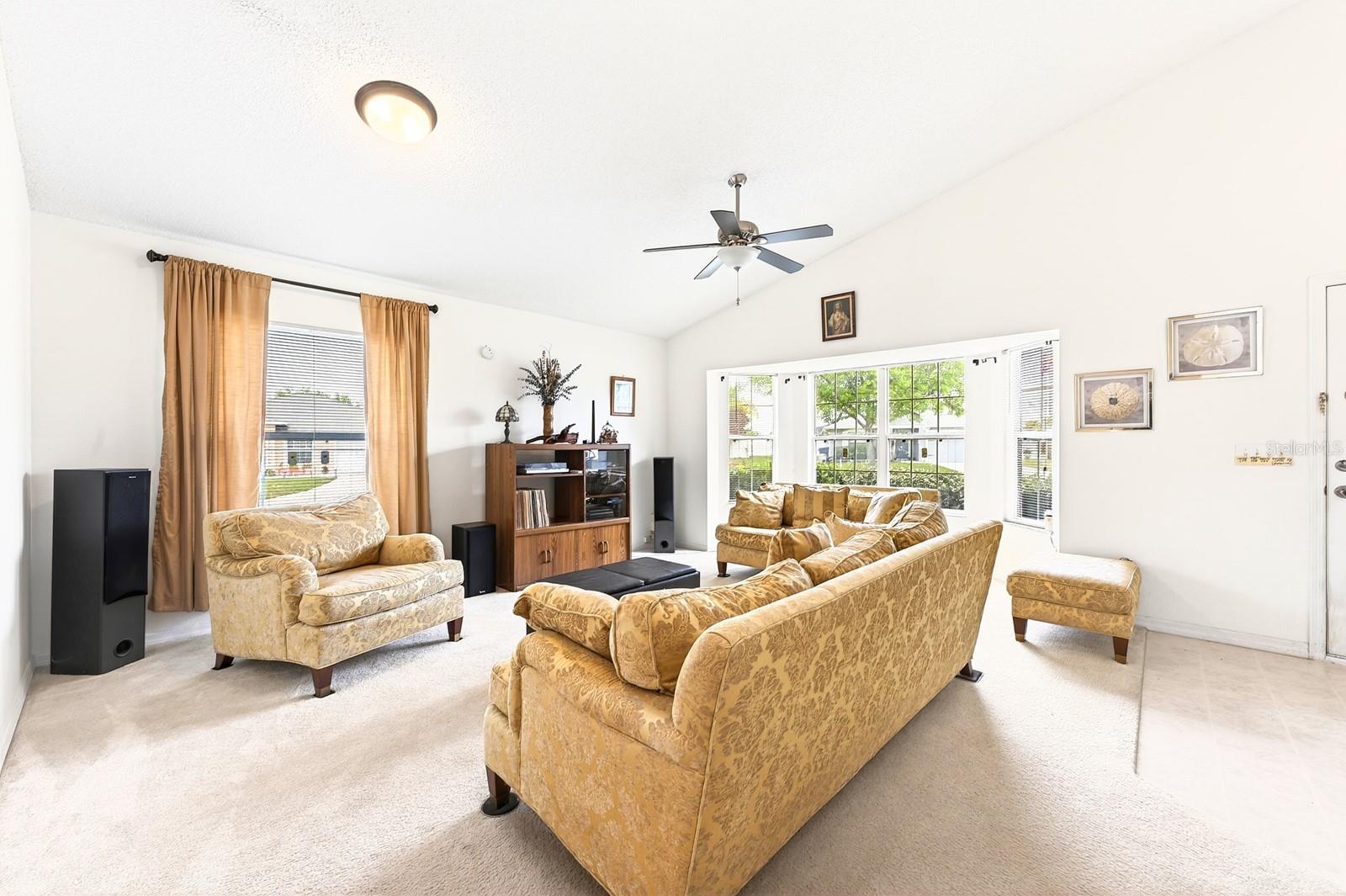 416 LAKEVIEW RD, KISSIMMEE, FL, 34759