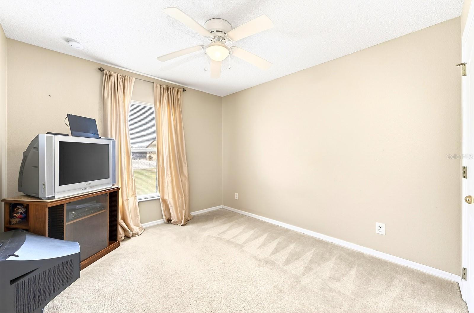 416 LAKEVIEW RD, KISSIMMEE, FL, 34759