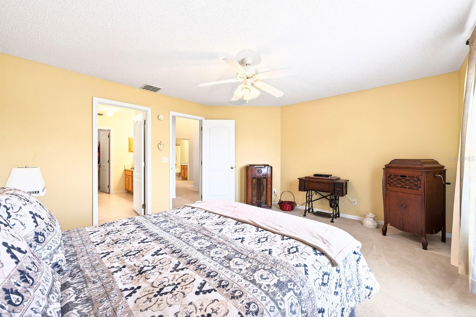 416 LAKEVIEW RD, KISSIMMEE, FL, 34759