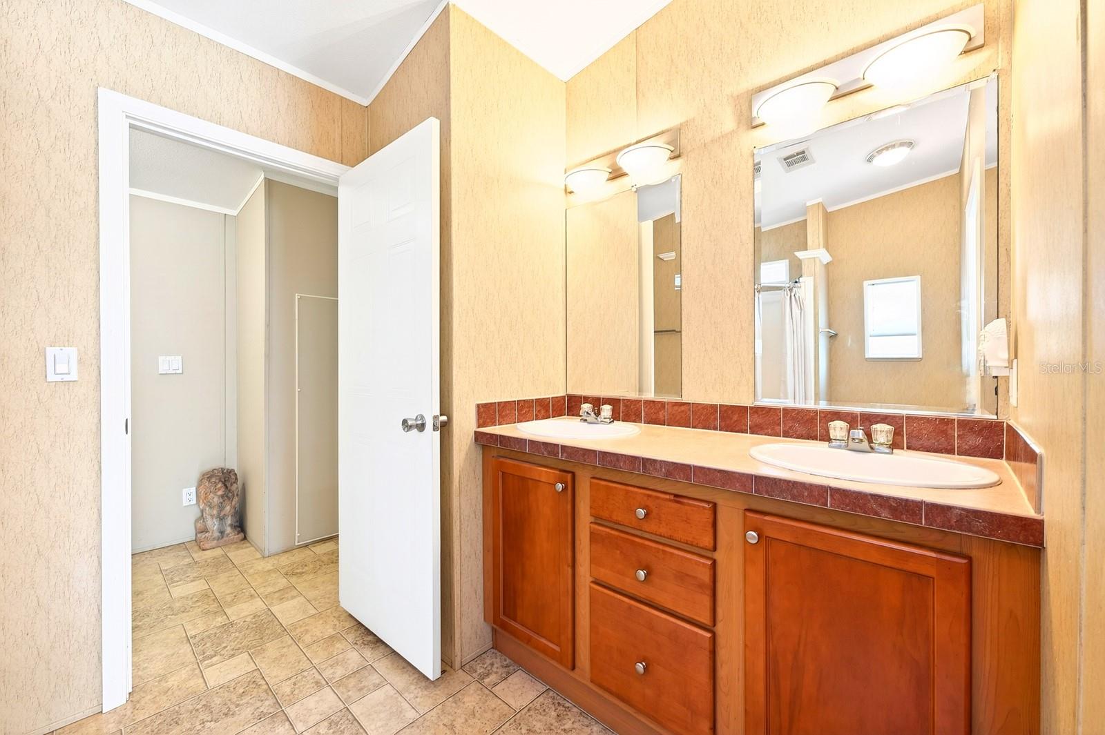 1201 MILLS ST, SANFORD, FL, 32773