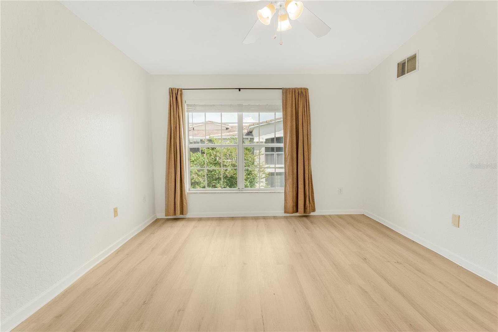 3351 WHITESTONE CIR #304, KISSIMMEE, FL, 34741