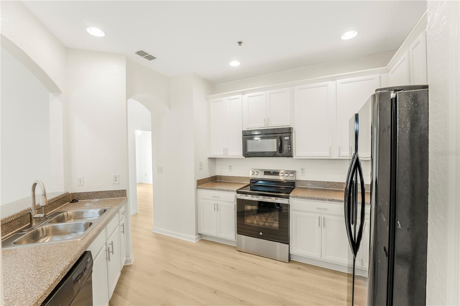 3351 WHITESTONE CIR #304, KISSIMMEE, FL, 34741