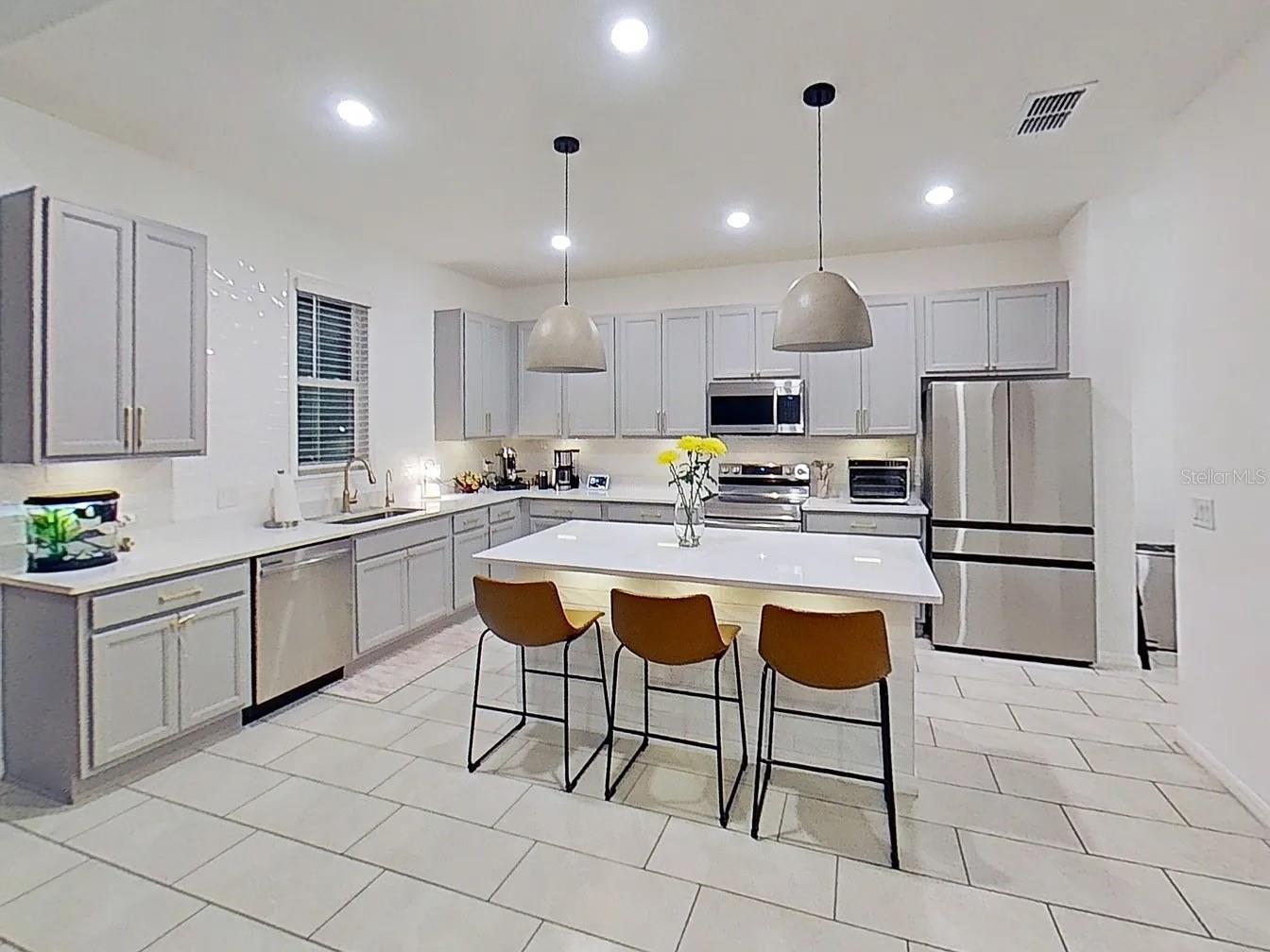 2138 DERWENT DR, DAVENPORT, FL, 33896