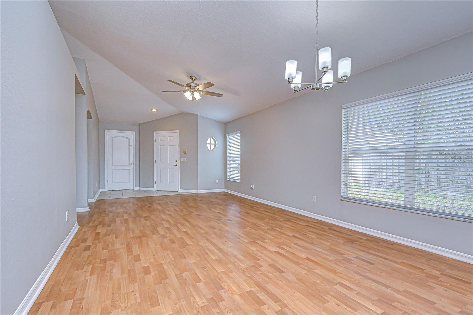 18003 BIRDWATER DR, TAMPA, FL, 33647