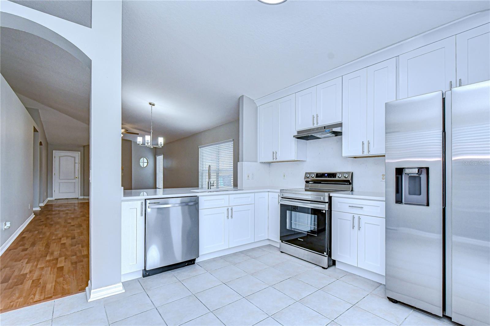 18003 BIRDWATER DR, TAMPA, FL, 33647