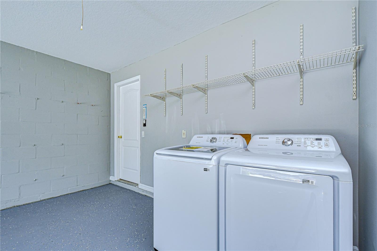 18003 BIRDWATER DR, TAMPA, FL, 33647