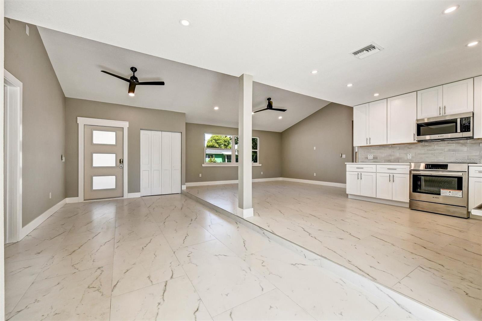 1521 S JEFFERSON AVE, CLEARWATER, FL, 33756