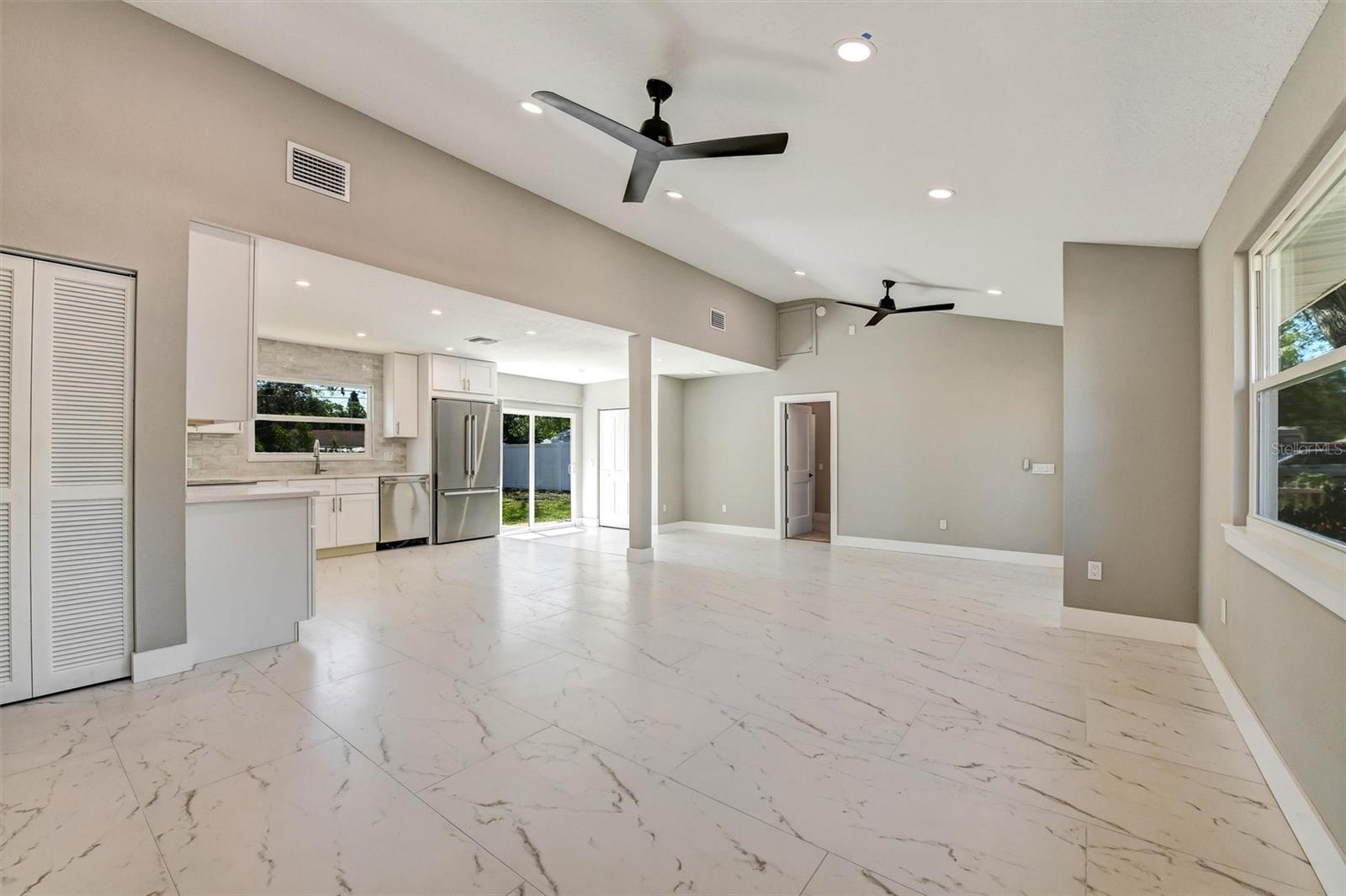 1521 S JEFFERSON AVE, CLEARWATER, FL, 33756