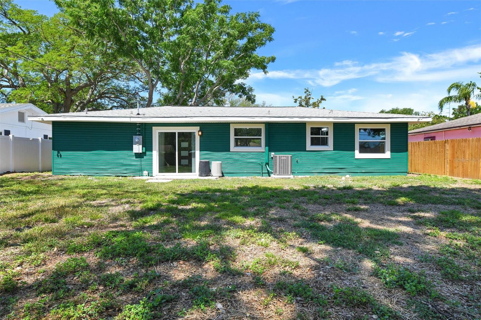 1521 S JEFFERSON AVE, CLEARWATER, FL, 33756