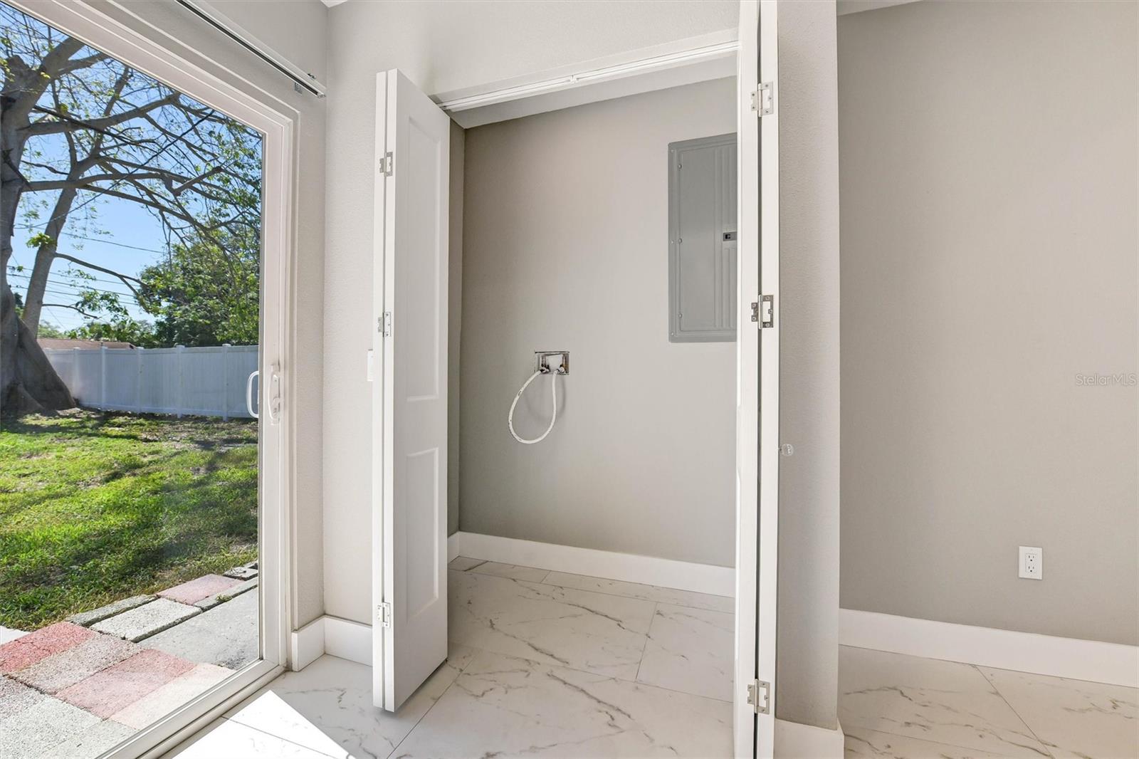 1521 S JEFFERSON AVE, CLEARWATER, FL, 33756