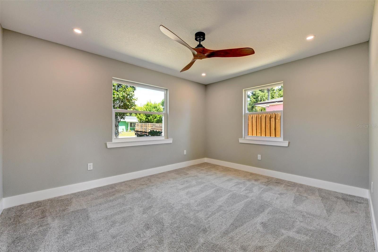 1521 S JEFFERSON AVE, CLEARWATER, FL, 33756