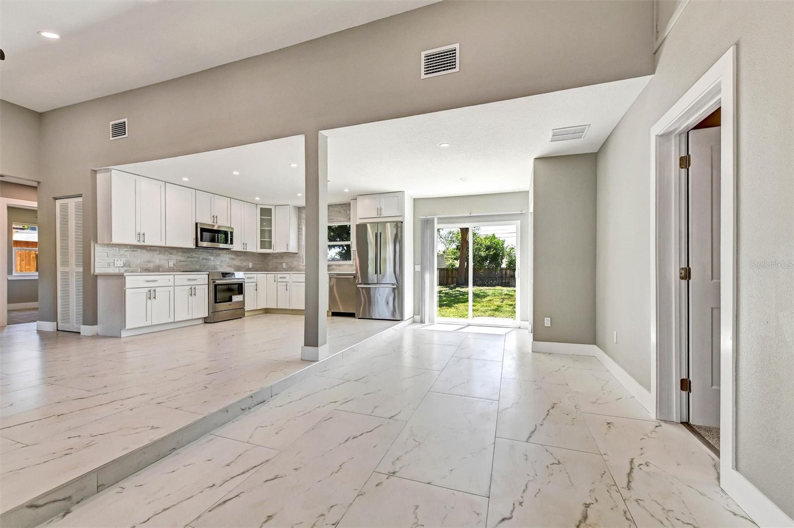 1521 S JEFFERSON AVE, CLEARWATER, FL, 33756